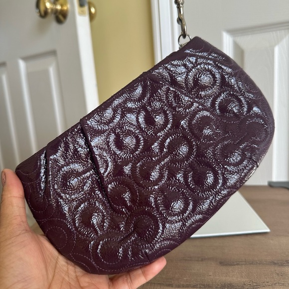 35. Coach Signature Patent Leather Large Wrislet, Dark Purple Color, EUC - Picture 5 of 9